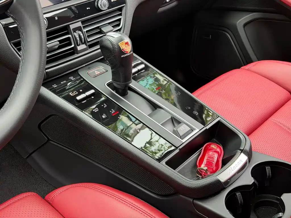 Porsche Macan — миниатюра 20