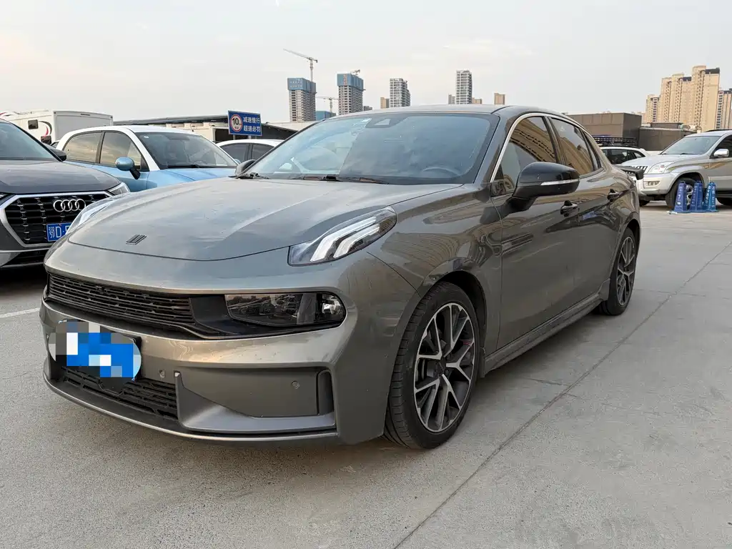 Lynk & Co 03 2021