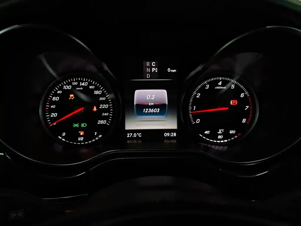 Mercedes-Benz V-Class — миниатюра 10