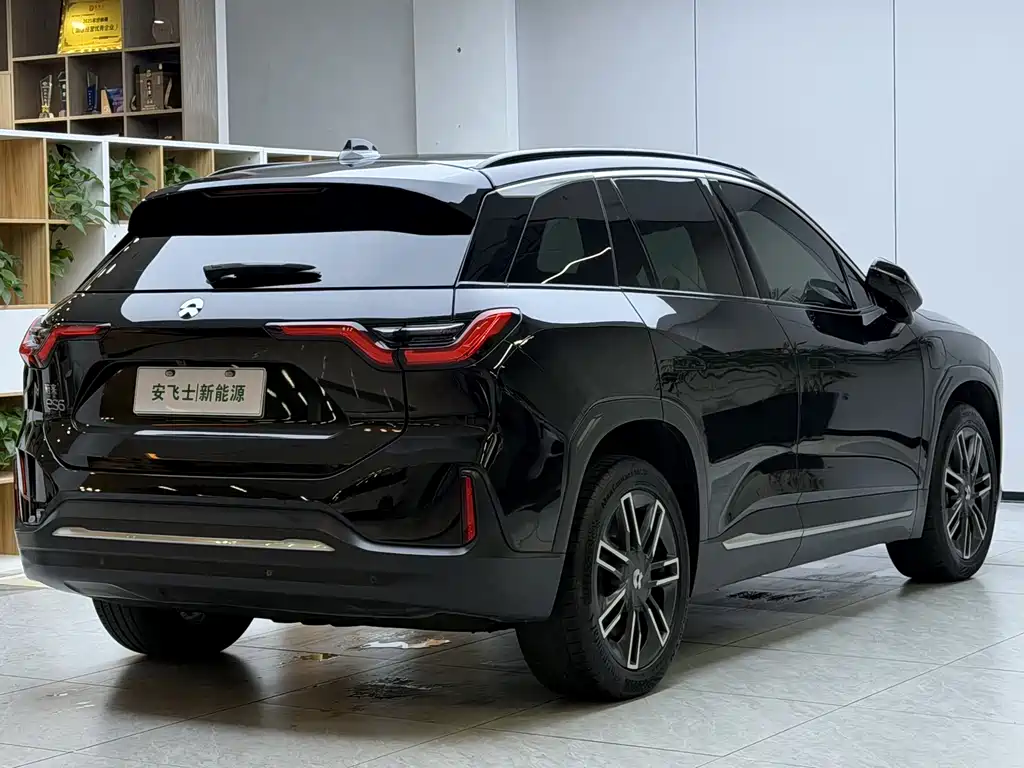 NIO ES6 — миниатюра 16
