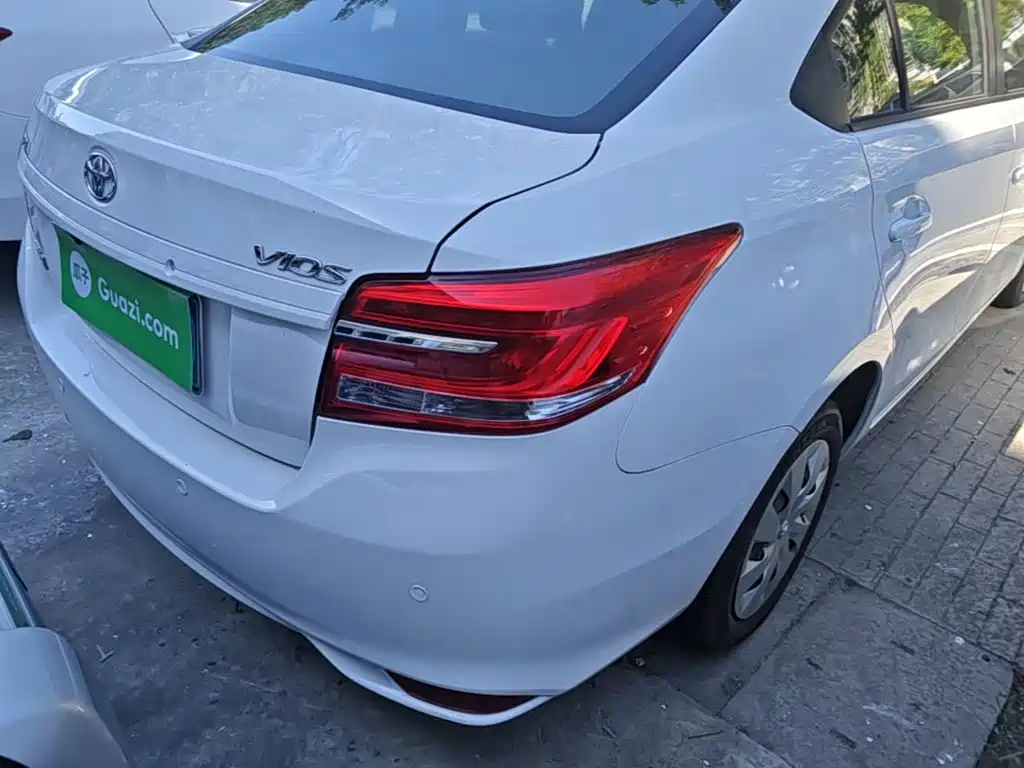 Toyota Vios — миниатюра 8