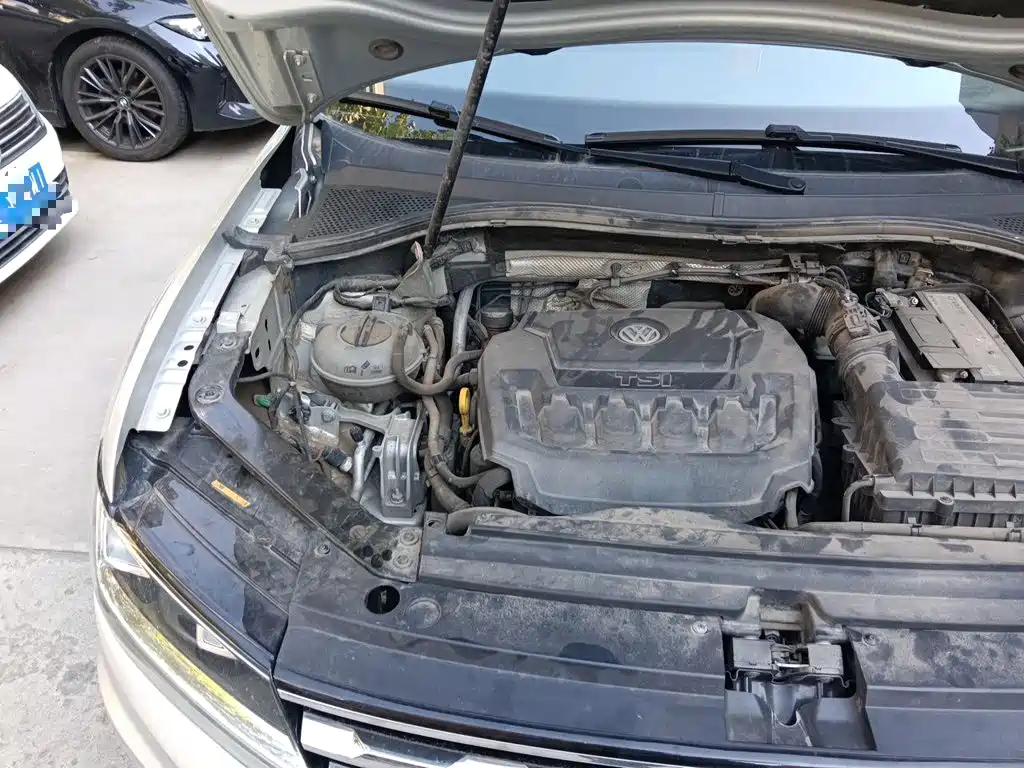 Volkswagen Tiguan L — миниатюра 20