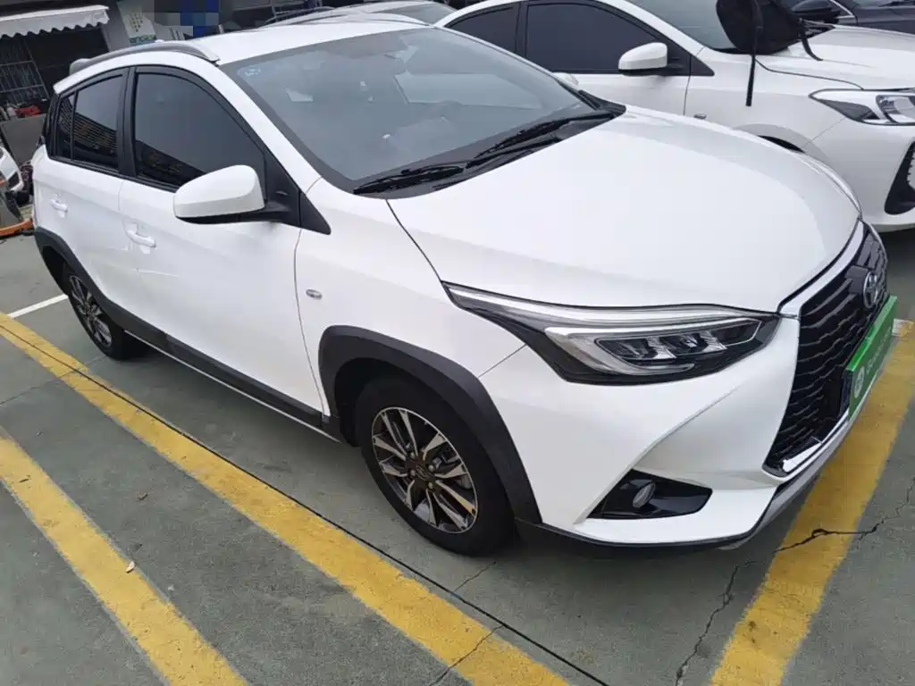Toyota Yaris L — миниатюра 4