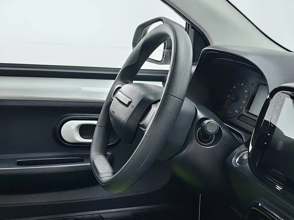 Roewe Clever — миниатюра 22