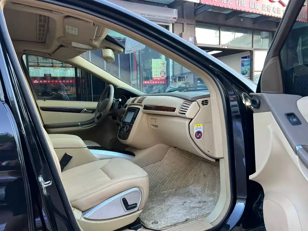 Mercedes-Benz R-Class — миниатюра 8
