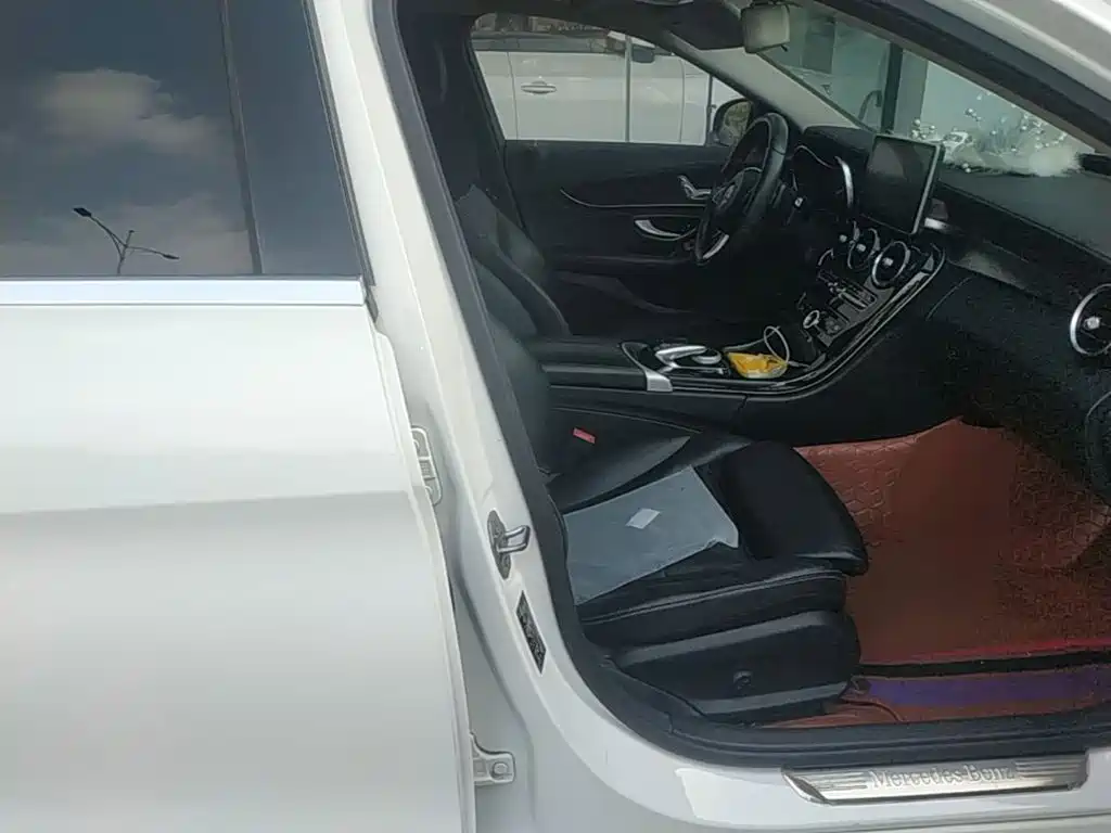 Mercedes-Benz C-Class — миниатюра 25