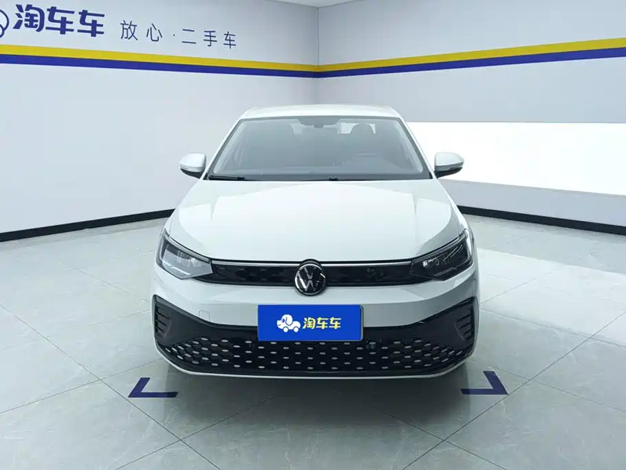 Volkswagen Lavida — миниатюра 2