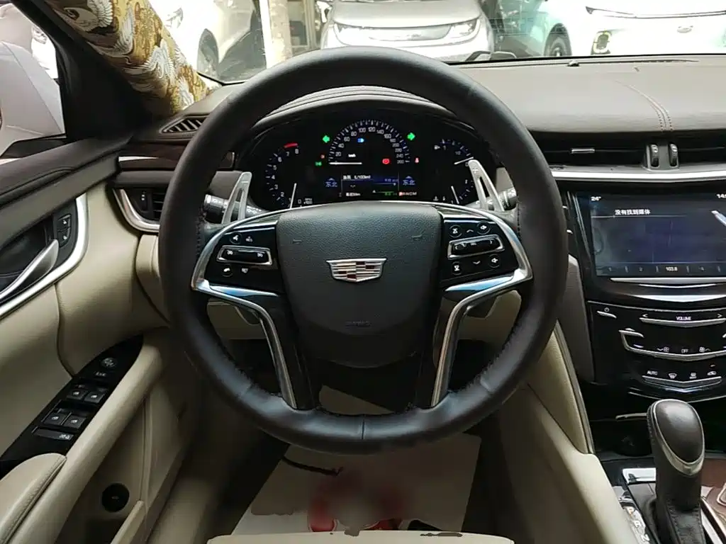 Cadillac XTS — миниатюра 11