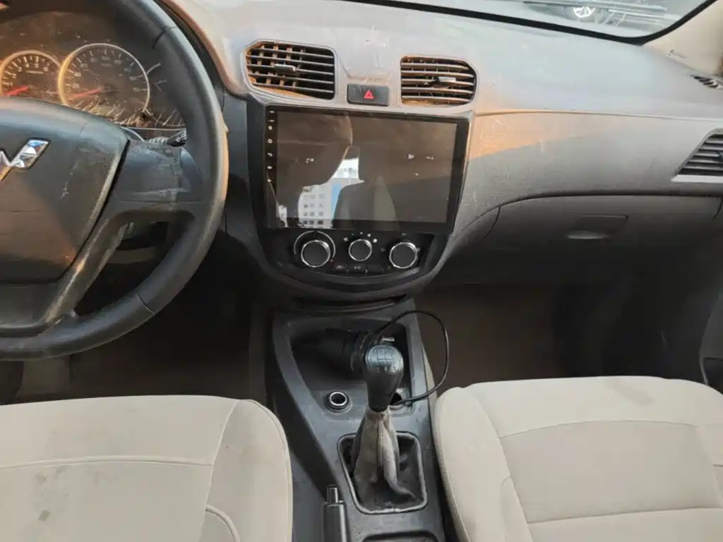 Wuling Hongguang — миниатюра 13