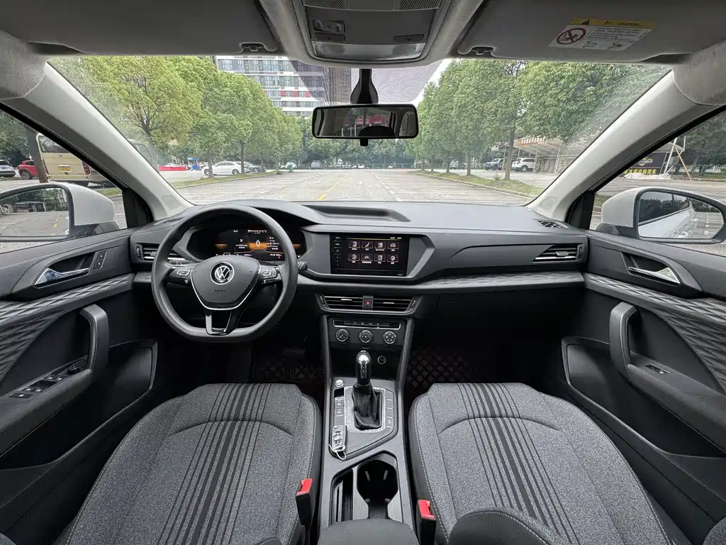 Volkswagen Tharu — миниатюра 7