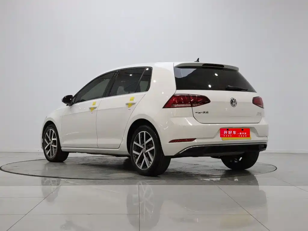 Volkswagen Golf — миниатюра 6