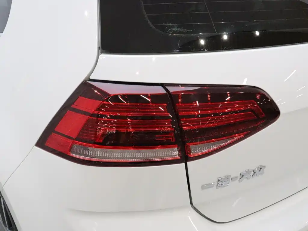 Volkswagen Golf — миниатюра 19