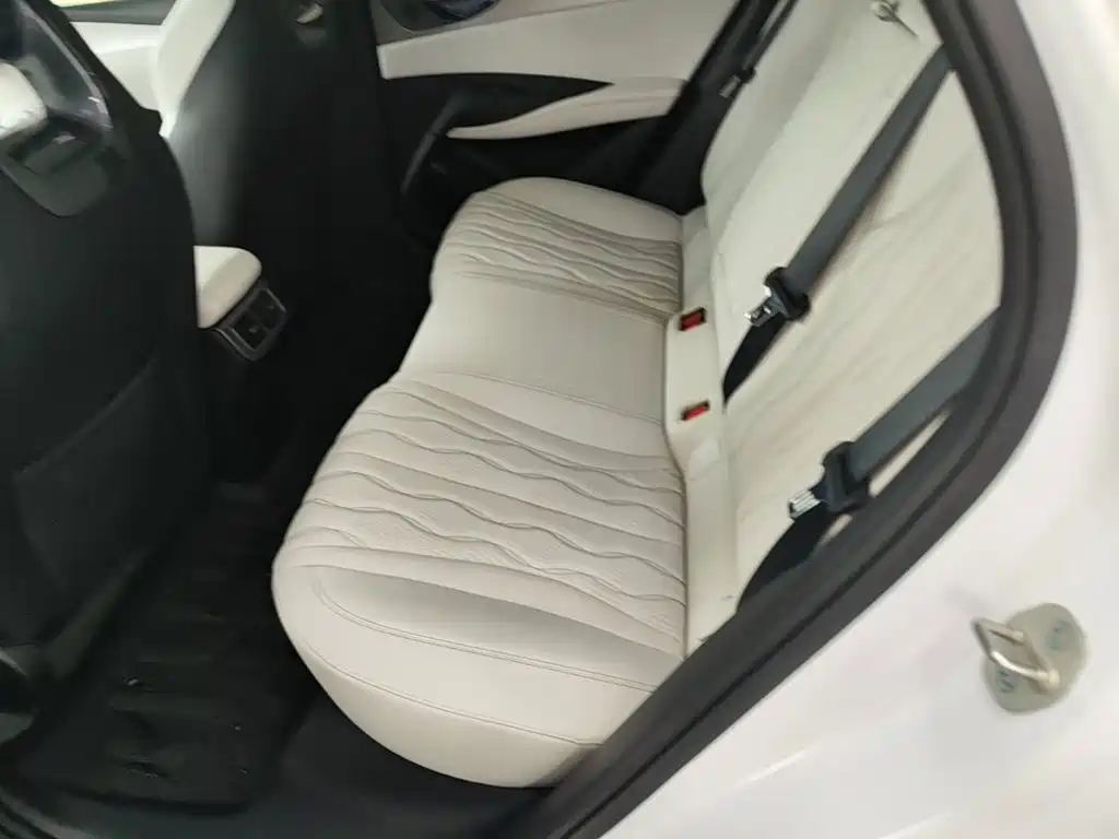 BYD Seal 06 — миниатюра 17