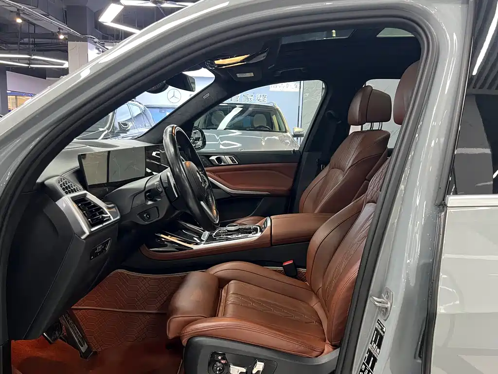 BMW X7 — миниатюра 5