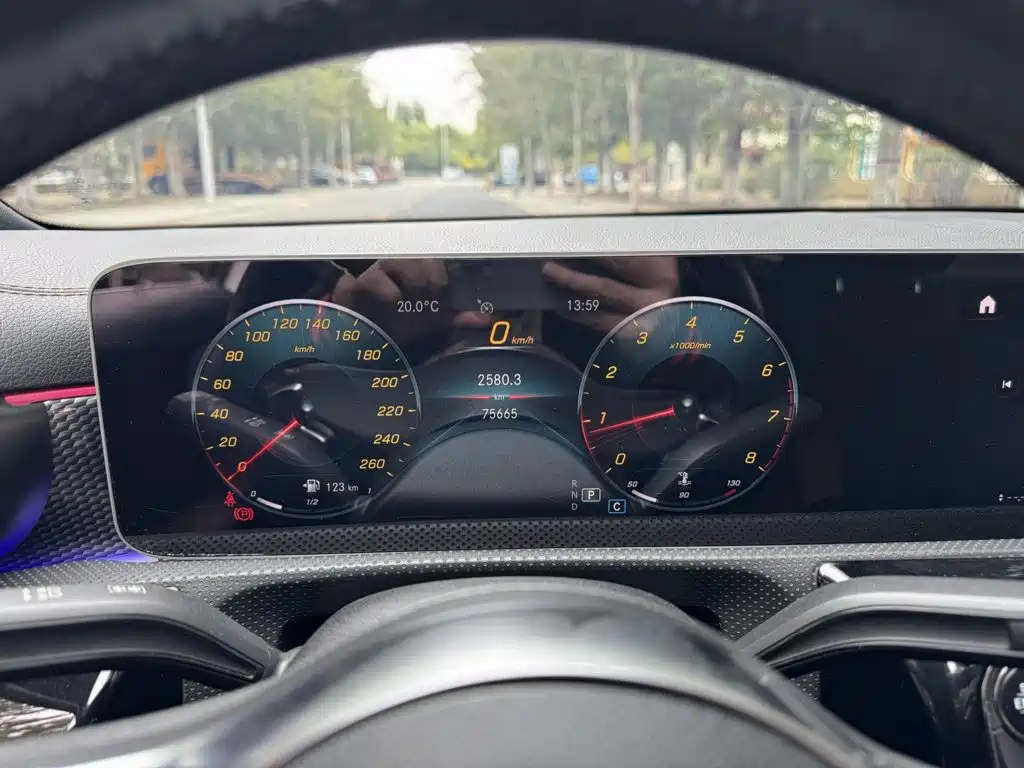 Mercedes-Benz A-Class — миниатюра 9