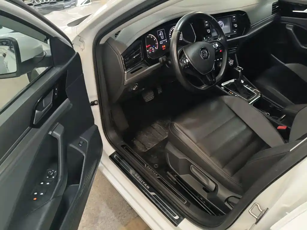 Volkswagen Sagitar — миниатюра 16