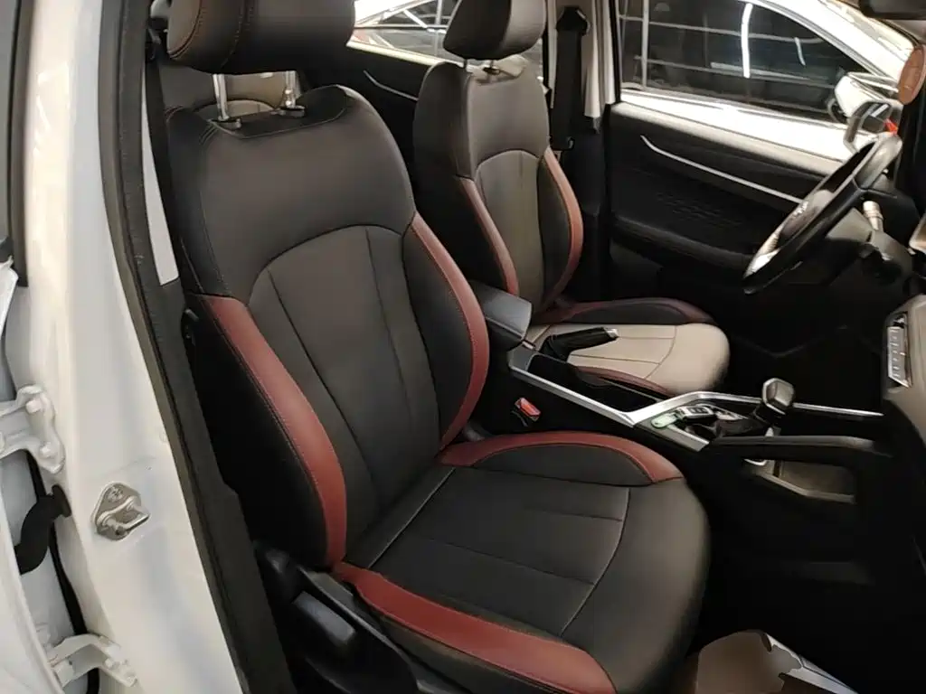 Geely Vision X3 — миниатюра 25