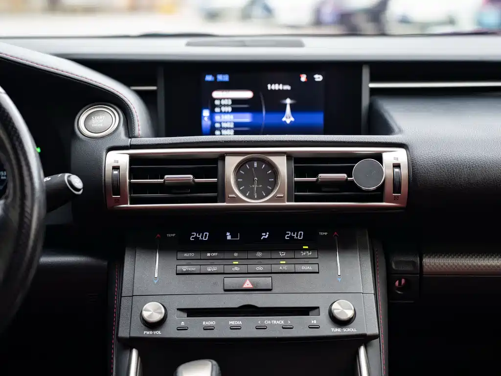 Lexus IS — фотографии объявления, Фото 12