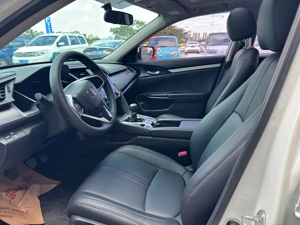 Honda Civic — миниатюра 4