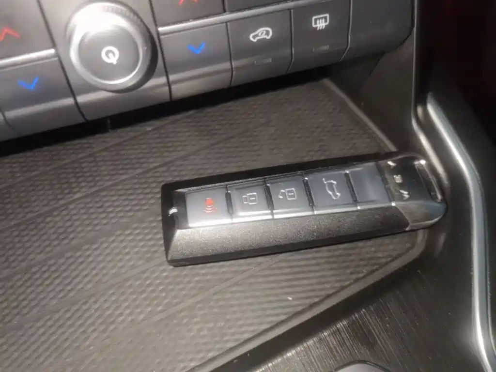 Wey Wey VV6 — миниатюра 9