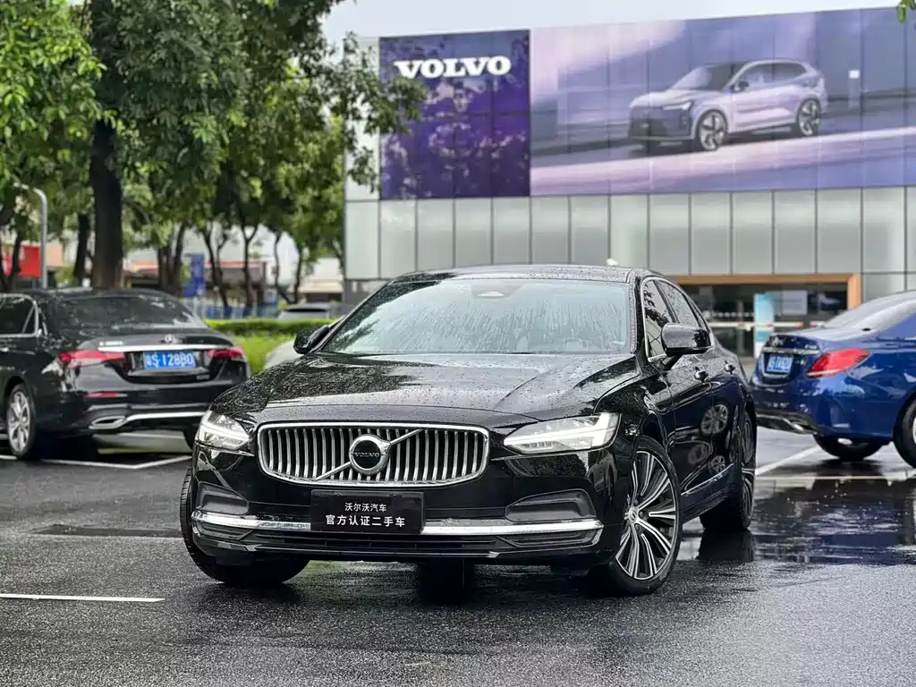 Volvo S90 — миниатюра 2