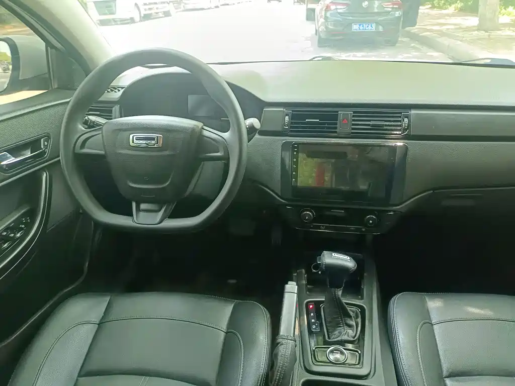 Qoros Qoros 3 — миниатюра 6