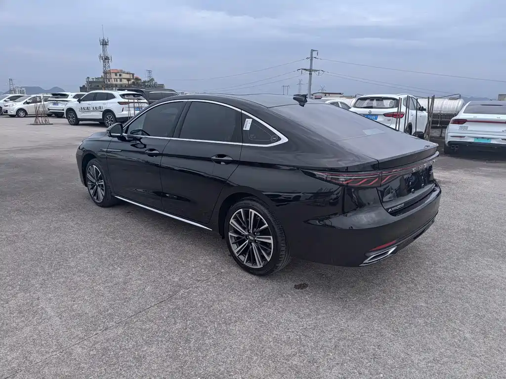 Chery Arrizo 8 PRO — миниатюра 7