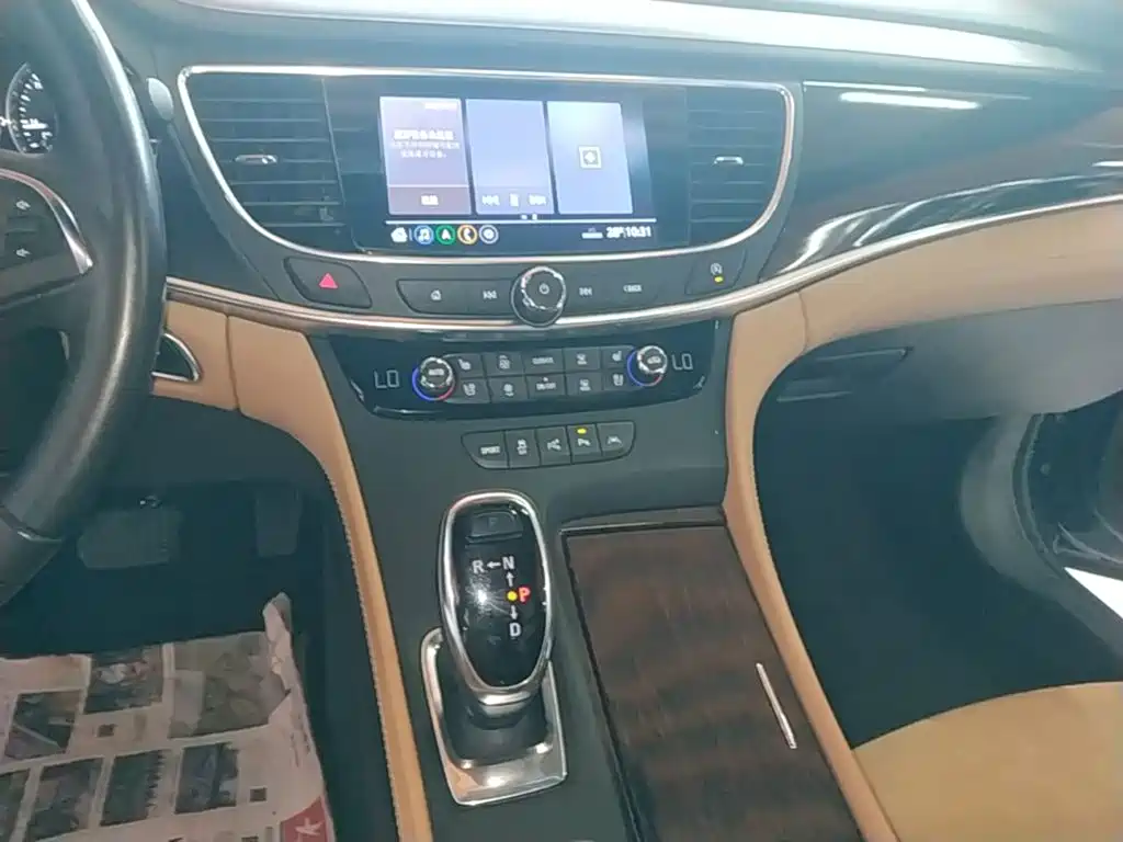 Buick LaCrosse — миниатюра 13