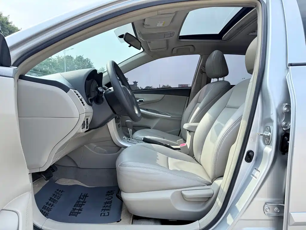 Toyota Corolla — миниатюра 8