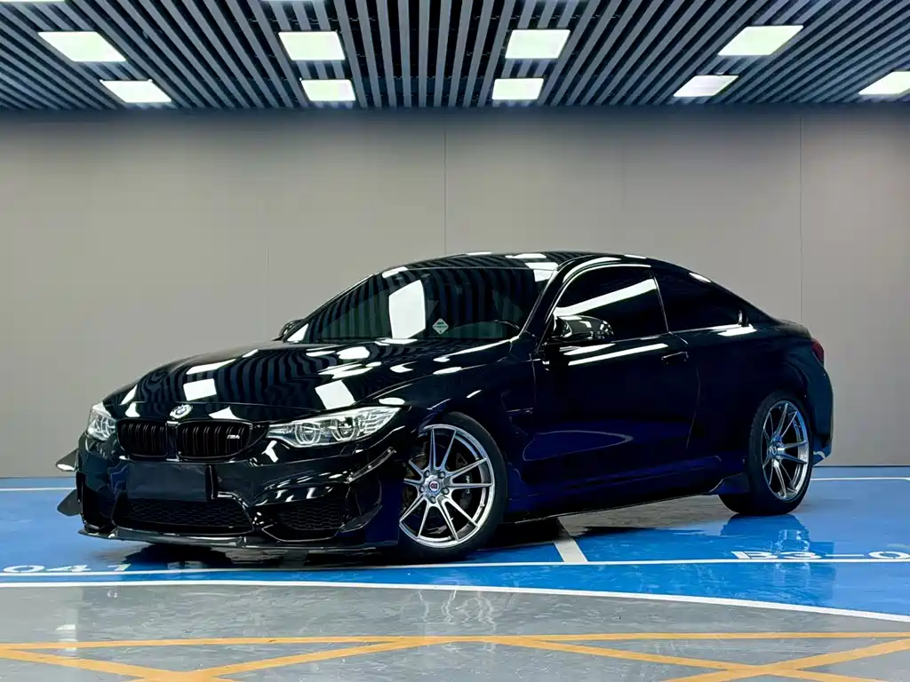 BMW M4 2017