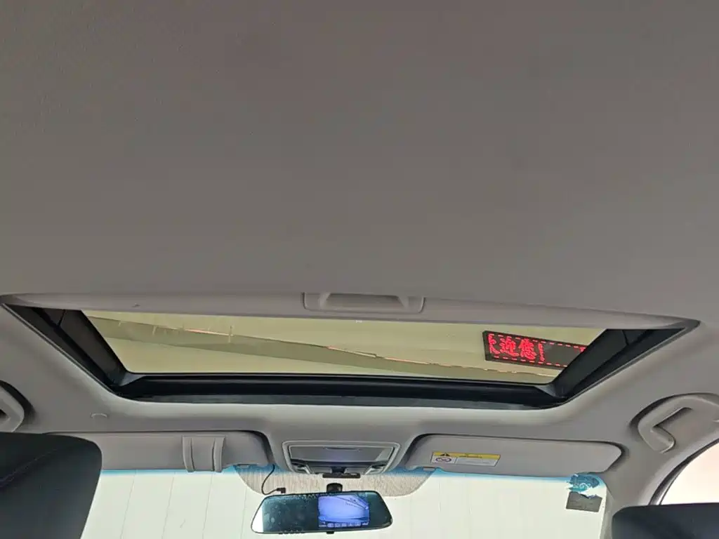 Honda Accord — миниатюра 18