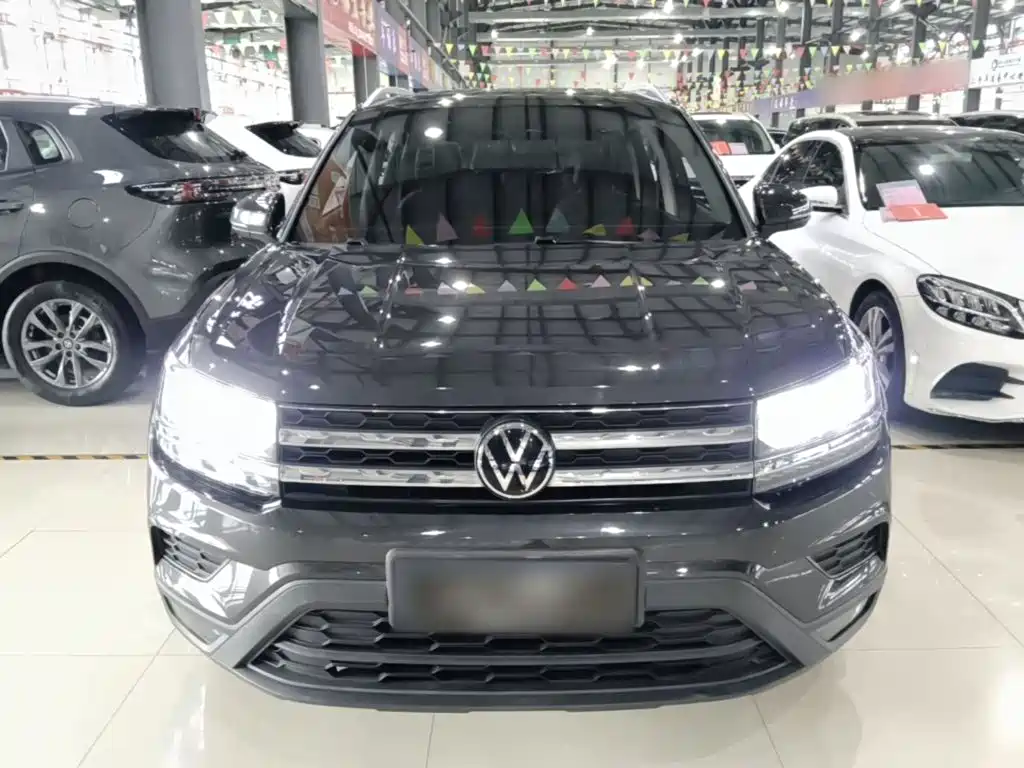 Volkswagen Tharu — миниатюра 3