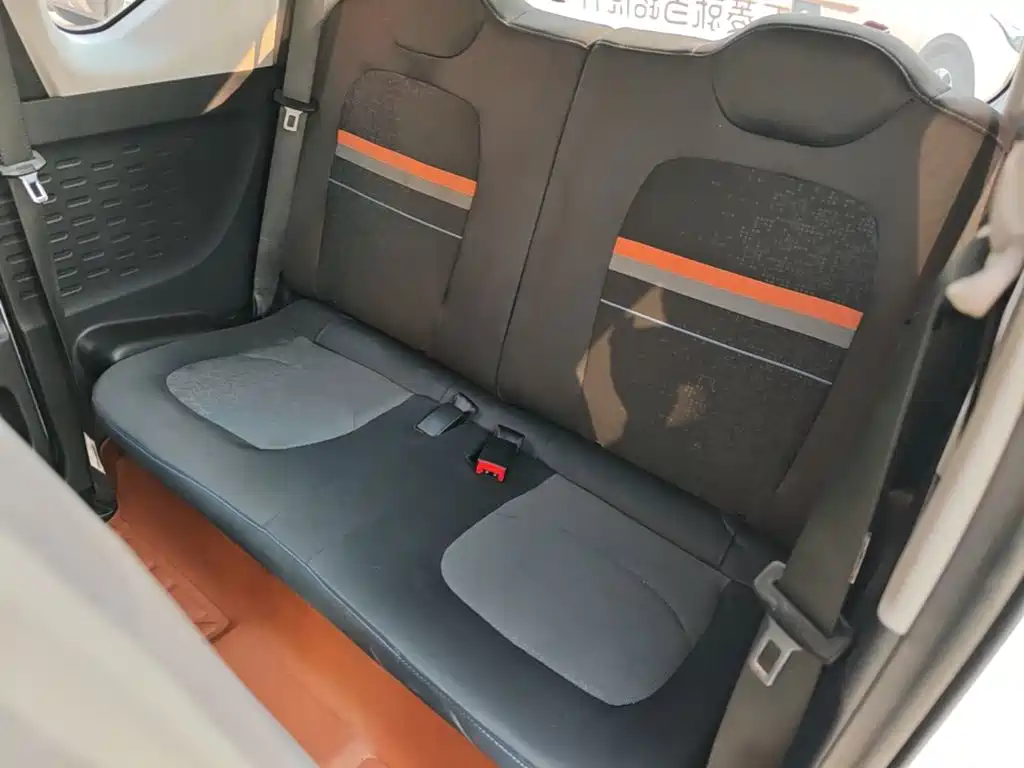 Wuling MINIEV — миниатюра 17
