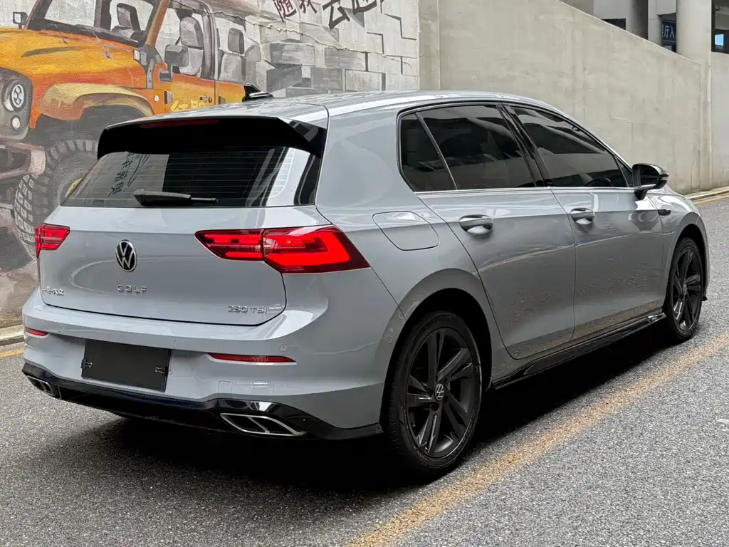 Volkswagen Golf — миниатюра 4