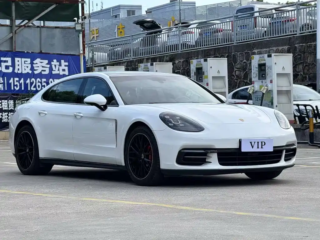 Porsche Panamera — миниатюра 3