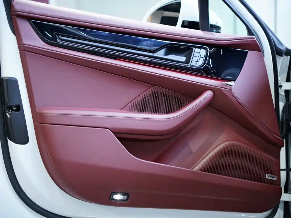 Porsche Panamera — миниатюра 15