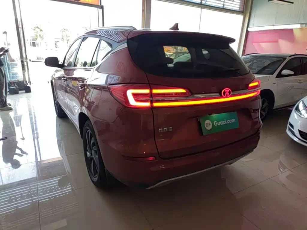 BYD Song — миниатюра 5