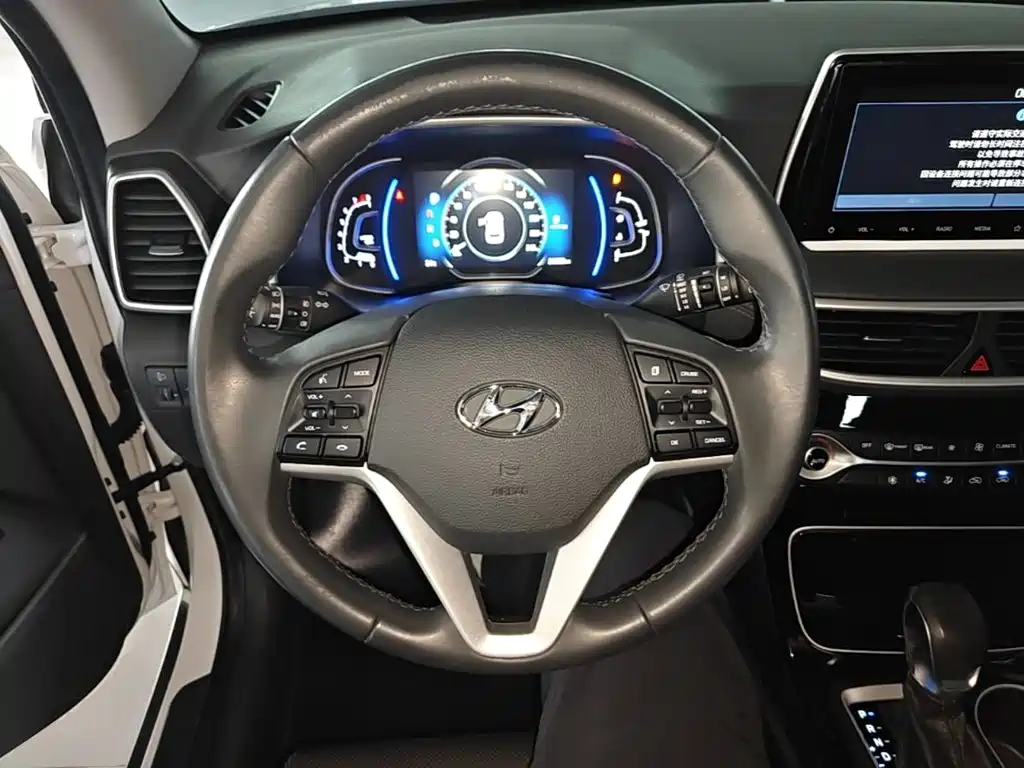 Hyundai Tucson — миниатюра 11