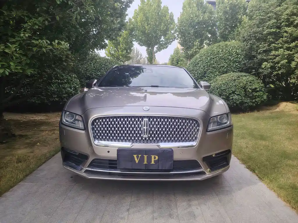 Lincoln Continental — миниатюра 2