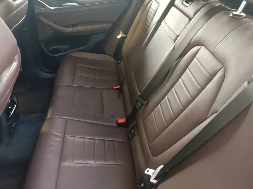 BMW X3 — миниатюра 17