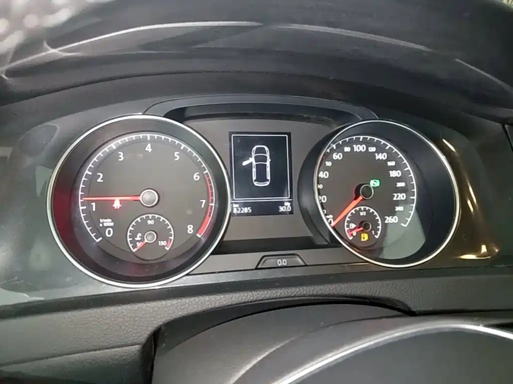 Volkswagen Golf — миниатюра 12