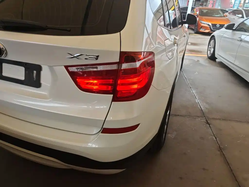 BMW X3 (Import) — миниатюра 8