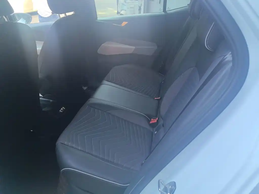 Volkswagen ID.3 — миниатюра 17