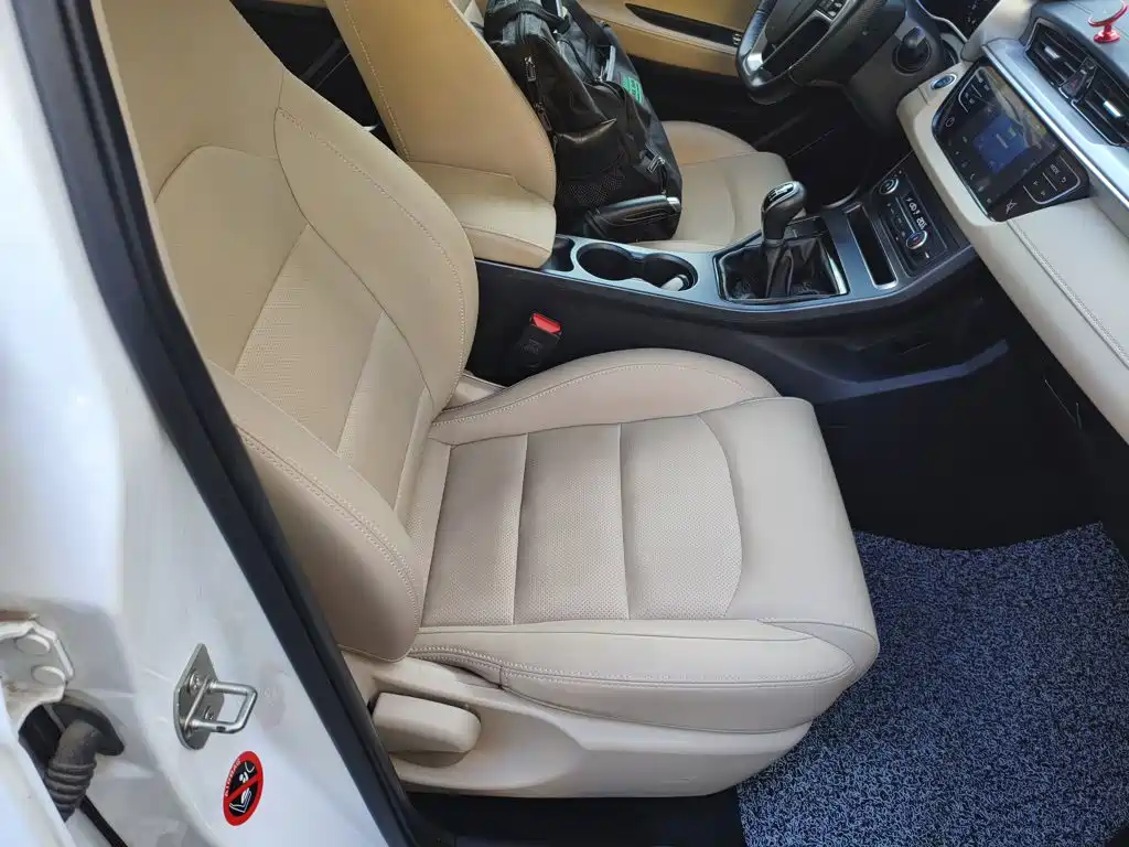 Geely Emgrand — миниатюра 25