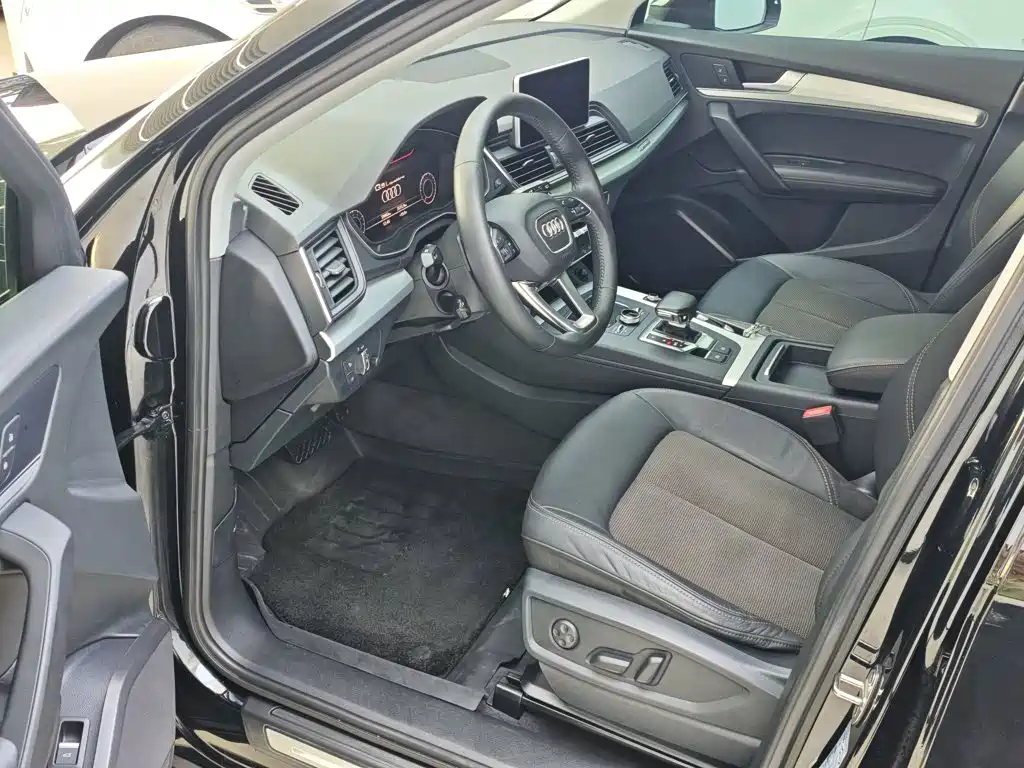 Audi Q5L — миниатюра 13