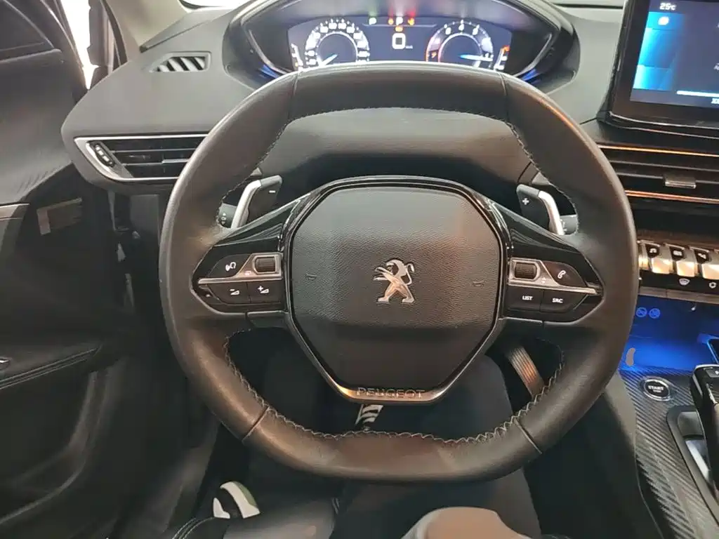 Peugeot 4008 — миниатюра 11