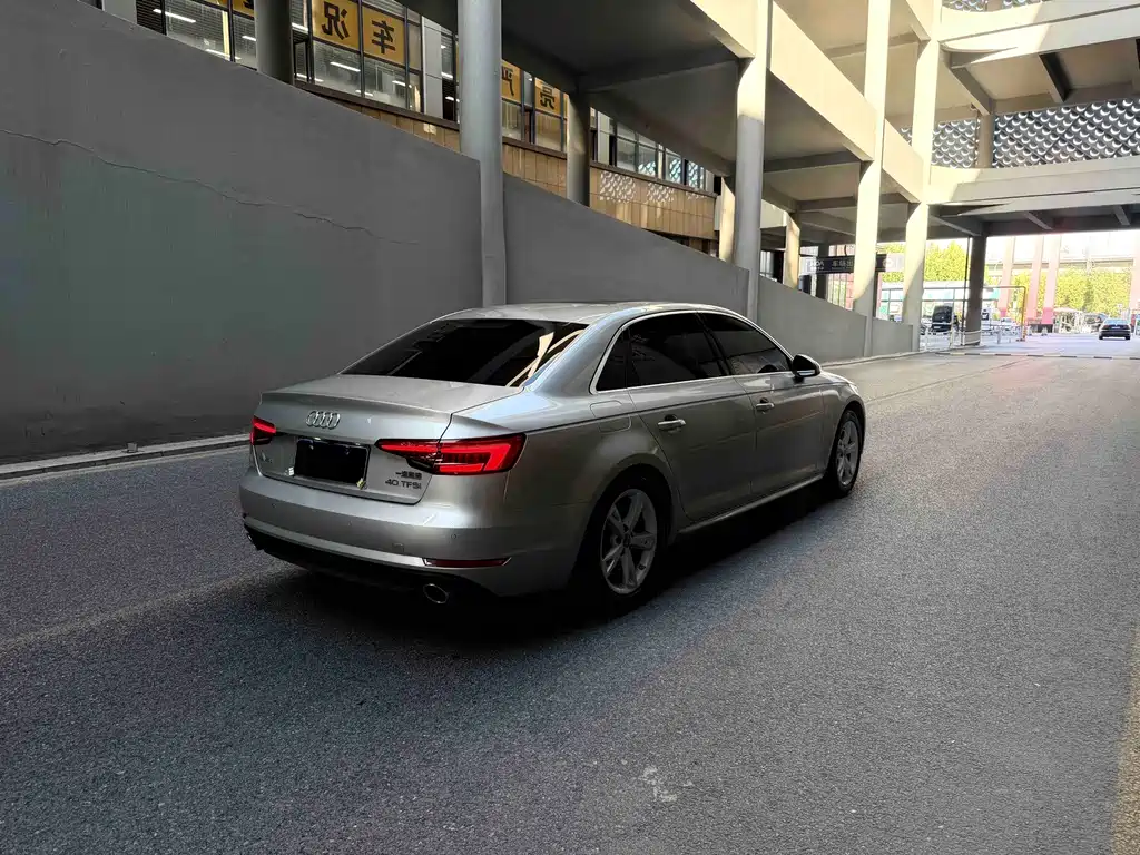 Audi A4L — миниатюра 6