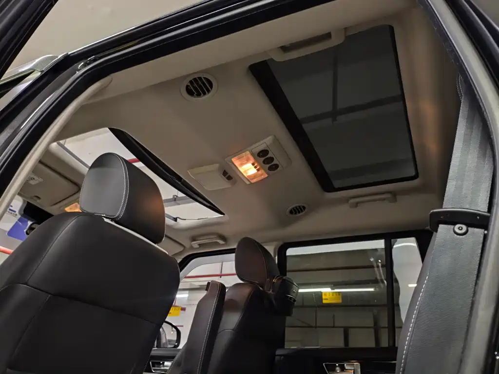 Land Rover Discovery 2014 3.0 SC V6 XXV Edition