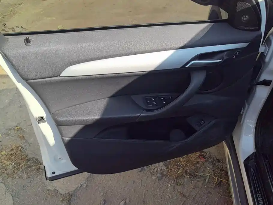BMW X1 — миниатюра 7