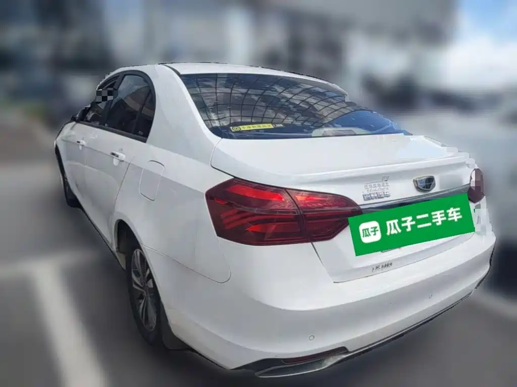 Geely Emgrand — миниатюра 7
